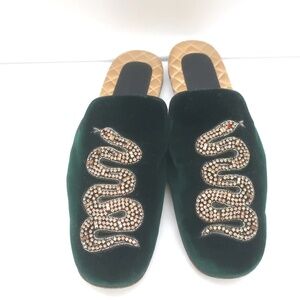 Gucci Green Velvet Loafers with Snake Embellishment